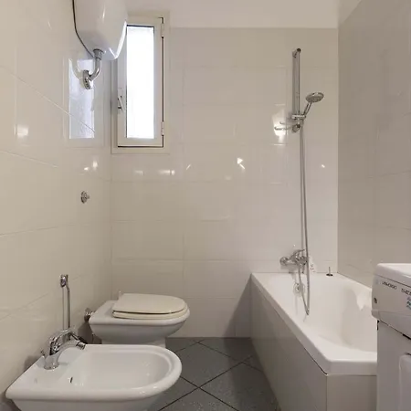 Acquaviva *